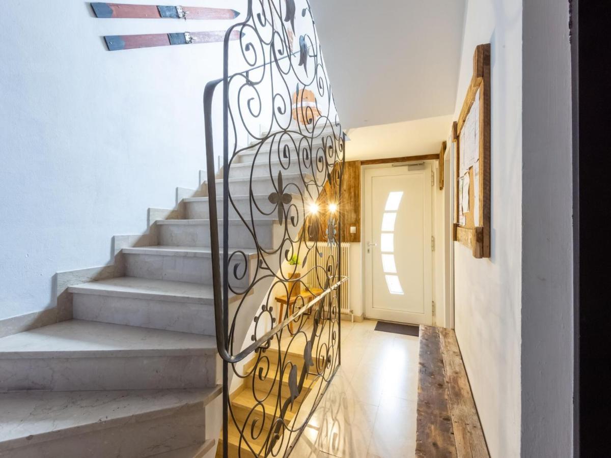 Elegant Apartment in Bichlbach with Terrace Exterior foto